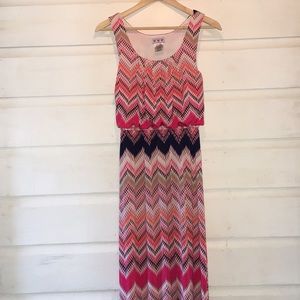 Chevron pink navy dress size XS women’s maxi